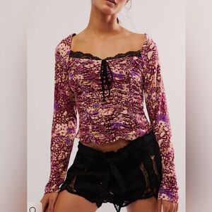 NWT Free People Layer On Me Long Sleeve Ruched Top Fuchsia Floral Size L